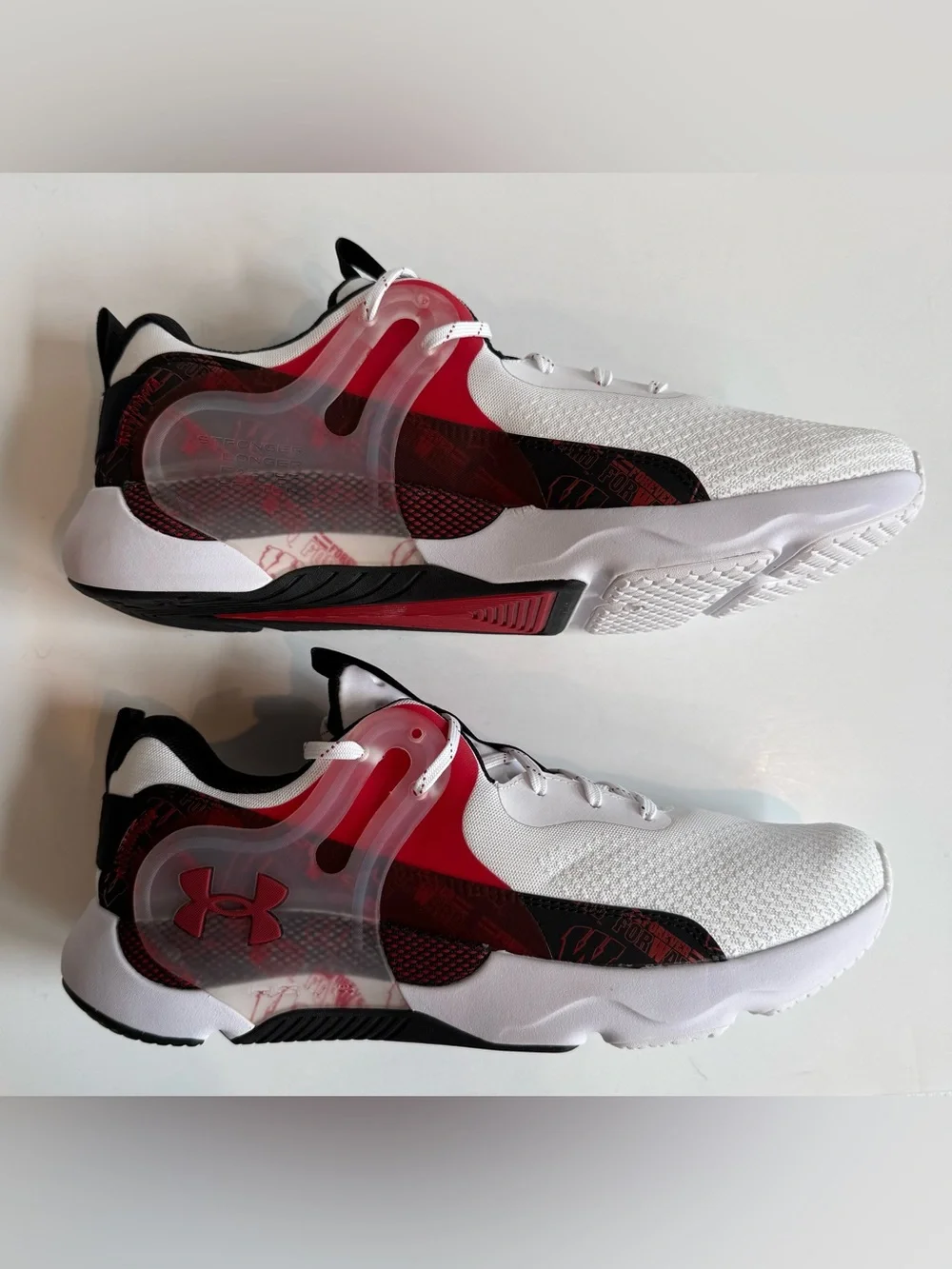 Wisconsin Badgers Under Armour Men’s 14 Team HOVR Apex 3 Shoes White Red Black